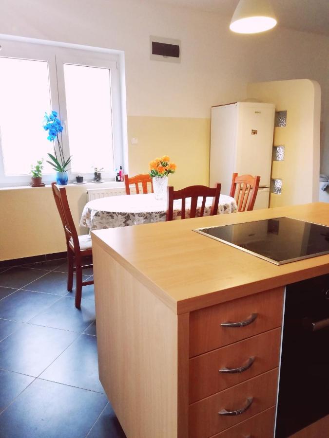 Happy Home Apartman Денешдиаш Экстерьер фото